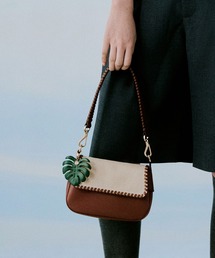 CHARLES & KEITH | Blume ブリュム ブレードショルダーバッグ(ショルダーバッグ)