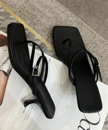 キトゥンヒールトングサンダル