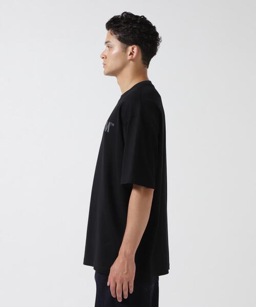 DENHAM（デンハム）の「DENHAM/デンハム/BIG LOGO TEE（Tシャツ/カットソー・メンズ・ブラック/ホワイト・M/S/L）」の19枚目の写真