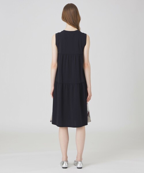 BLUE LABEL CRESTBRIDGE(ブルーレーベルクレストブリッジ)の「コンパクトポンチティアードドレス(ワンピース・レディース・ダークネイビー/ブルー・36/38)」の10枚目の写真