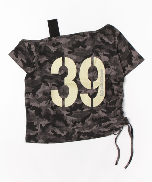GORGE(ゴージ)の「ワンショルカモフラトップス/ワンオフショルダーギャザーリボンTシャツ(Tシャツ/カットソー・レディース・ブラック/グリーン・F)」の4枚目の写真