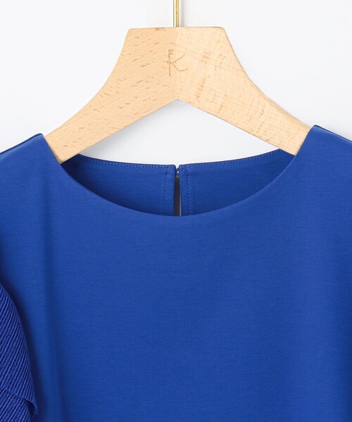 組曲（クミキョク）の「プリーツコンビフレンチスリーブ カットソー（Tシャツ/カットソー・レディース・ブラック系/アイボリー系/ブルー系・2/3）」の17枚目の写真