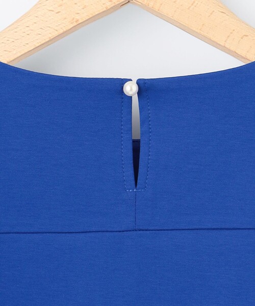 組曲（クミキョク）の「プリーツコンビフレンチスリーブ カットソー（Tシャツ/カットソー・レディース・ブラック系/アイボリー系/ブルー系・2/3）」の11枚目の写真