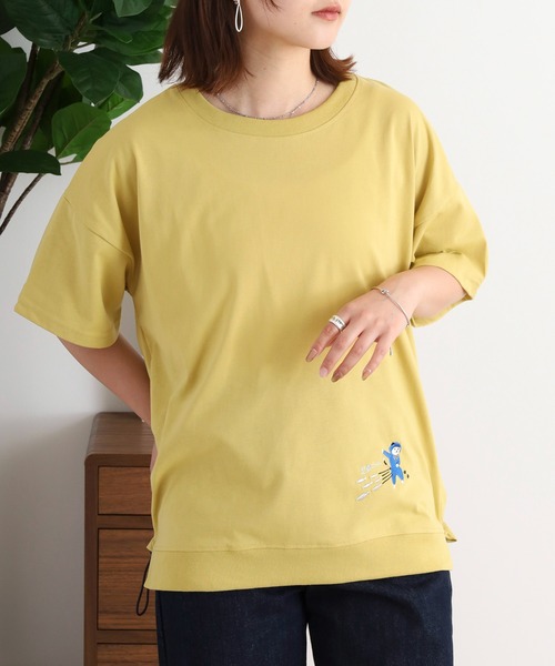 Quelle Chance(ケルシャンス)の「ドロスト刺しゅうプルオーバー ニャンジャ(Tシャツ/カットソー・レディース・イエロー/チャコールグレー/オートミール・M)」の5枚目の写真