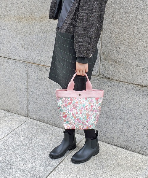 sanrio(サンリオ)の「サンリオキャラクターズ トートバッグ 小 Cyalel Yahata【日本製】(トートバッグ・レディース・ピンク系その他2/ピンク系その他/ピンク・FREE)」の15枚目の写真