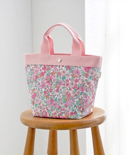 sanrio(サンリオ)の「サンリオキャラクターズ トートバッグ 小 Cyalel Yahata【日本製】(トートバッグ・レディース・ピンク系その他2/ピンク系その他/ピンク・FREE)」の16枚目の写真