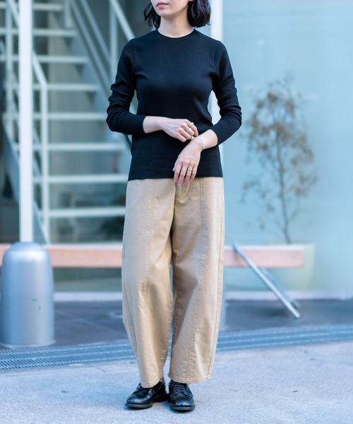 gicipi（ジチピ）の「[gicipi] FRAGORA フラーゴラ (2513A) / クルーネック フィットトップス（ニット/セーター・レディース・ホワイト/グレー/ブラック/イエロー/サーモンピンク/テラコッタ・1）」の10枚目の写真