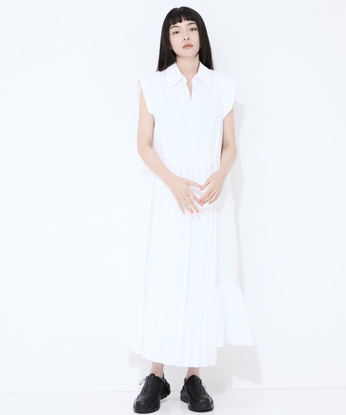 STUDIOUS(ステュディオス)の「【STUDIOUS/ステュディオス】Asymmetry pleats one-piece/アシンメトリープリーツワンピース/シャツワンピ(ワンピース・レディース・ホワイト/ブラック・2/1)」の15枚目の写真