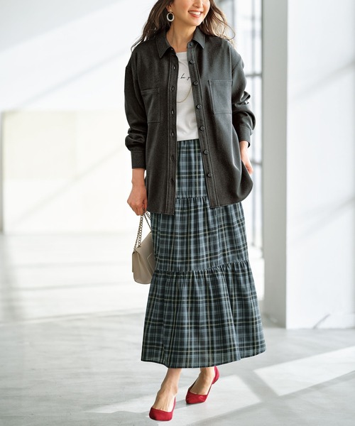 BELLUNA PLUS（ベルーナ）の「綿１００％チェック柄ティアードスカート（スカート・レディース・ブルー系その他/ブラウン系その他/ネイビー・SMALL/LARGE/X-LARGE/MEDIUM）」の9枚目の写真