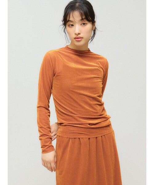 MIDIUMISOLID（ミディウミソリッド）の「MIDIUMISOLID for Ladies シアーベロアリブトップス（Tシャツ/カットソー・レディース・ブラック/ネイビー/オレンジ・FREE）」の3枚目の写真