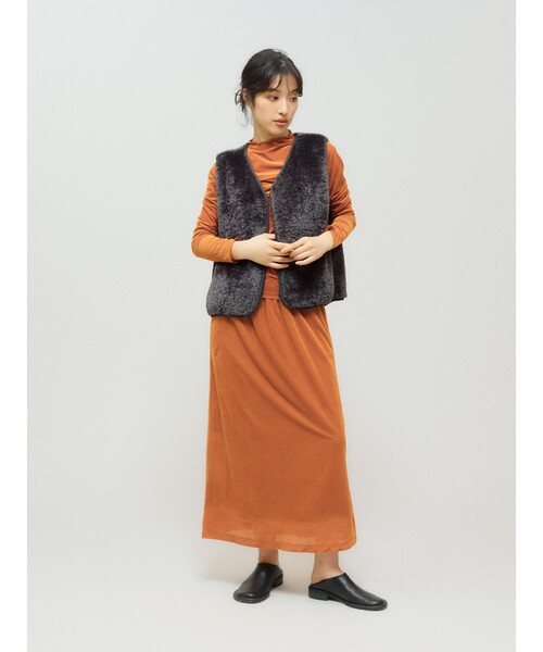 MIDIUMISOLID（ミディウミソリッド）の「MIDIUMISOLID for Ladies シアーベロアリブトップス（Tシャツ/カットソー・レディース・ブラック/ネイビー/オレンジ・FREE）」の15枚目の写真