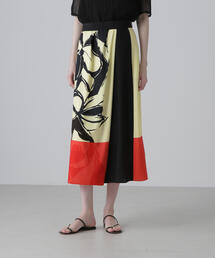 ADORE（アドーア）の「カラーオーバーレイプリントスカート（スカート）」
