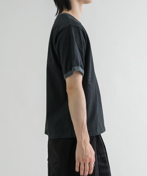 EPNK(イーピーエヌケー)の「【EPNK】Eyelet damage ringer Tee / アイレットダメージリンガーTee(Tシャツ/カットソー・メンズ・杢グレー/ブラック・SMALL/MEDIUM/LARGE)」の19枚目の写真