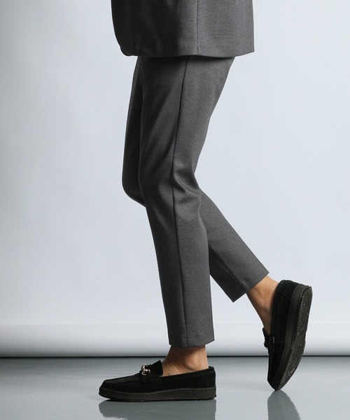 The DUFFER of ST.GEORGE（ザダファーオブセントジョージ）の「SET UP JERSEY SLIM TROUSERS：セットアップ ノータック ジャージスラックス（スラックス・メンズ・ライトグレー/チャコールグレー・X-LARGE/LARGE/MEDIUM/SMALL）」の7枚目の写真