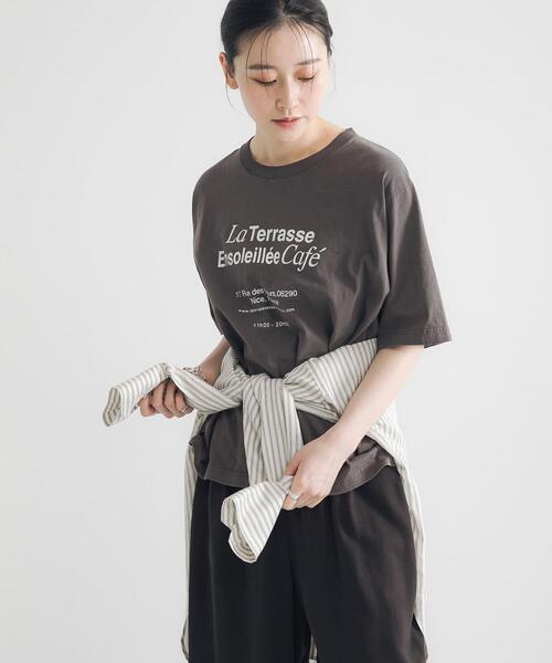 URBAN RESEARCH（アーバンリサーチ）の「グラフィックスーベニアTシャツ（Tシャツ/カットソー・レディース・オフホワイト/ブラック系その他/ホワイト系その他・FREE）」の4枚目の写真