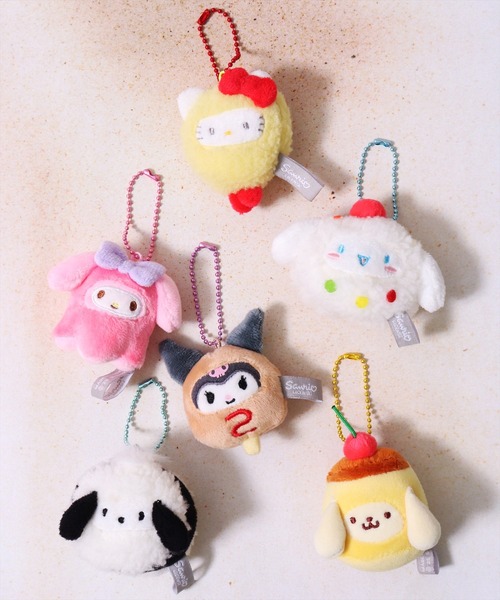 sanrio（サンリオ）の「(SK)【sanrio】食べ物 なりきり ぬいぐるみ キーホルダー（キーホルダー・レディース・ライラック系/ホワイト系/イエロー系/ピンク系/ライトグリーン系/レッド系・ONE SIZE）」の7枚目の写真