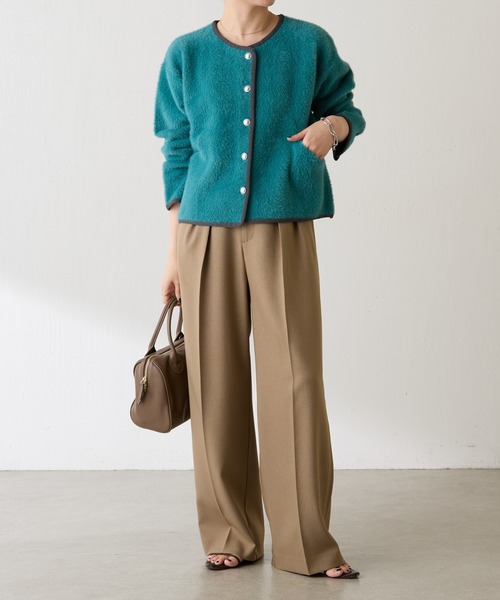 COLLAGE GALLARDAGALANTE（コラージュガリャルダガランテ）の「ミニシャギーカーディガン（カーディガン/ボレロ・レディース・ベージュ/ネイビー/グリーン・FREE）」の14枚目の写真