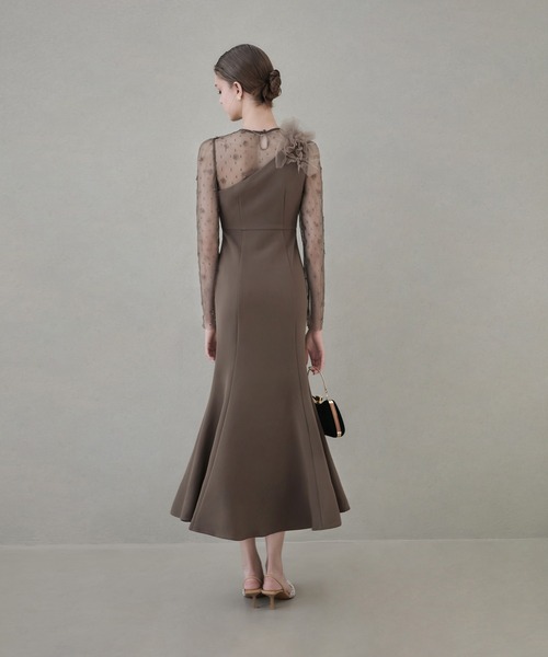 Leja（レジャ）の「【LEJA】フラワーモチーフアシンメトリーチュールマーメイドワンピースドレス 2点セット 美脚効果結婚式 パーティードレス 成人式 二次会 同窓会 お呼ばれ オケージョン 20代 30代（ドレス・レディース・ブラウン/ブラック・SMALL/MEDIUM）」の8枚目の写真