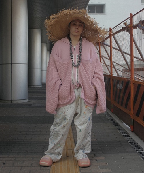 amok(アモク)の「TWO-IN-ONE SWEAT(パーカー・メンズ・ピンク/ブラック・S/L/M)」の13枚目の写真