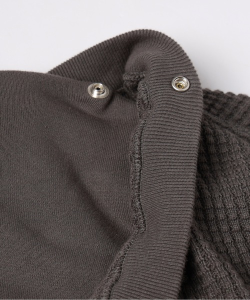 amok(アモク)の「TWO-IN-ONE SWEAT(パーカー・メンズ・ピンク/ブラック・S/L/M)」の3枚目の写真