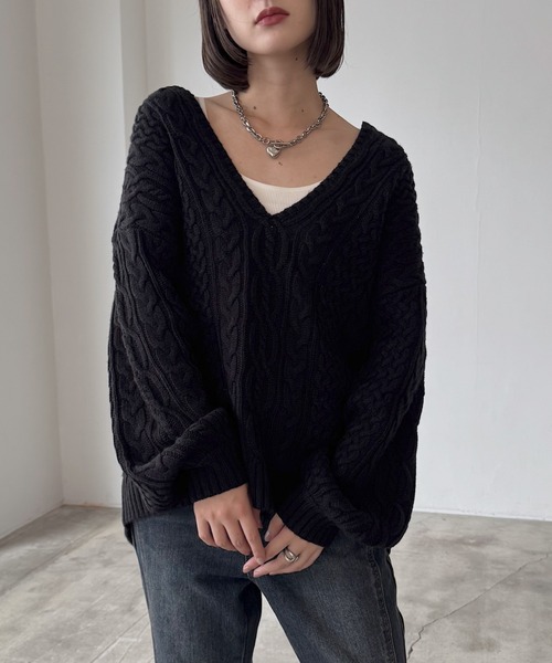 PAGEBOY（ページボーイ）の「＜自宅で洗える！＞WEB限定/ケーブルVネックプルオーバー（ニット/セーター・レディース・ブラック/オフホワイト/ブルー/ブラウン/グリーン/レッド/ベージュ・FREE）」の19枚目の写真