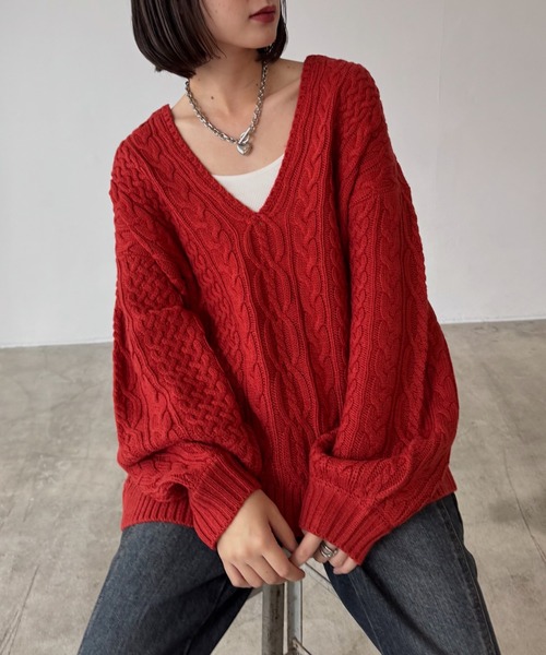 PAGEBOY（ページボーイ）の「＜自宅で洗える！＞WEB限定/ケーブルVネックプルオーバー（ニット/セーター・レディース・ブラック/オフホワイト/ブルー/ブラウン/グリーン/レッド/ベージュ・FREE）」の22枚目の写真