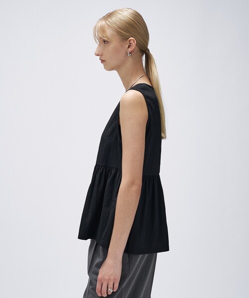 cloenc（クロエンス）の「【セットアップ／手洗い可】ペプラムZIPジレ（ベスト・レディース・ブラック/カーキ・02）」の12枚目の写真