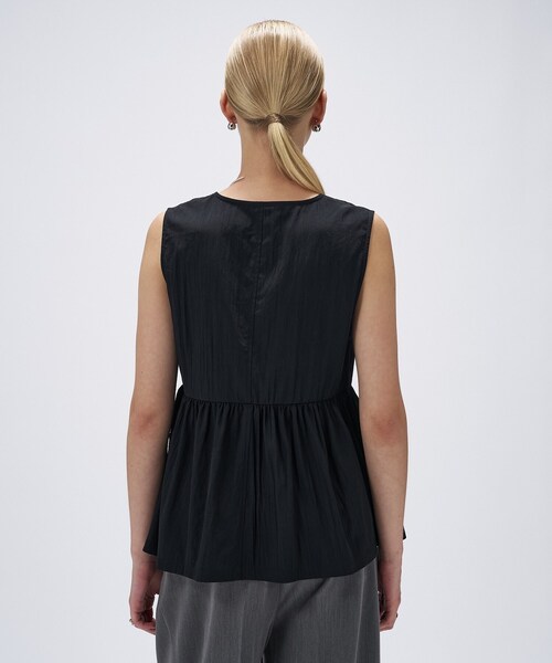 cloenc（クロエンス）の「【セットアップ／手洗い可】ペプラムZIPジレ（ベスト・レディース・ブラック/カーキ・02）」の13枚目の写真