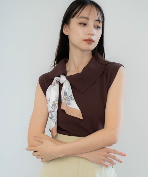 NOELA(ノエラ)の「スカーフ付きアシメカラーニット(ニット/セーター・レディース・ベージュ/ブラウン/ブルー・フリー)」の6枚目の写真