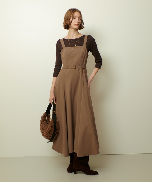 allureville(アルアバイル)の「テレコ3/4スリーブボートネックプルオーバー(Tシャツ/カットソー・レディース・オフホワイト/グレイッシュベージュ/ブルー/ダークブラウン・2)」の21枚目の写真