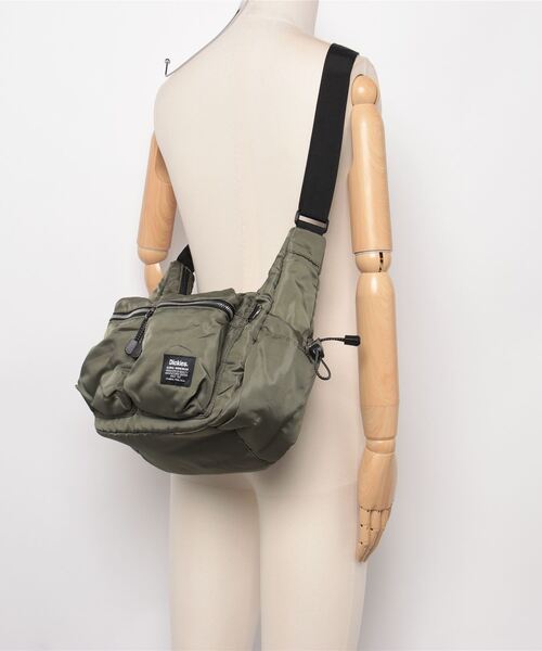 Dickies(ディッキーズ)の「【DICKIES/ディッキーズ】DK PADDED MP SHOULDERBAG(ショルダーバッグ・メンズ・ブラック/カーキ/アイボリー・FREE)」の14枚目の写真