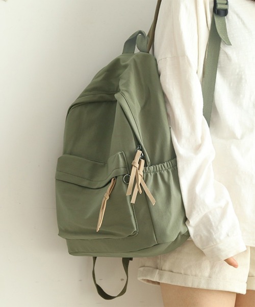 Miniministore(ミニミニストア)の「リュックサック レディース 大容量(バックパック/リュック・レディース・スモークピンク/ベージュ/ブラック/カーキ・FREE)」の3枚目の写真