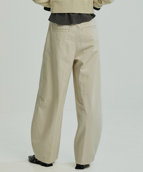PUBLIC TOKYO(パブリックトウキョウ)の「PUBLIC CURVE CHINO(チノパンツ・レディース・ホワイト/ベージュ・2/1)」の12枚目の写真