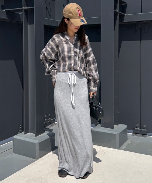 ISOOK（アイスー）の「【ISOOK / アイスー】チェックオーバーサイズシャツ / チェックシャツ メンズライク ビックサイズ ルーズ 長袖 グレー ベージュ ブルー 冷房対策 日差し対策 羽織り ZOZOTOWN限定（シャツ/ブラウス・レディース・チャコールグレー/ブルー/ベージュ・FREE）」の15枚目の写真