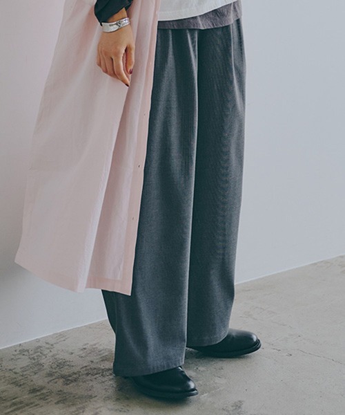 studio CLIP（スタディオクリップ）の「ストレートイージーパンツ[プチ・プラスサイズあり]（その他パンツ・レディース・ネイビー/カーキ/ベージュ/その他2/その他3/その他1/その他7・X-LARGE/SMALL/MEDIUM/LARGE/XX-LARGE/XXX-LARGE/PF）」の5枚目の写真