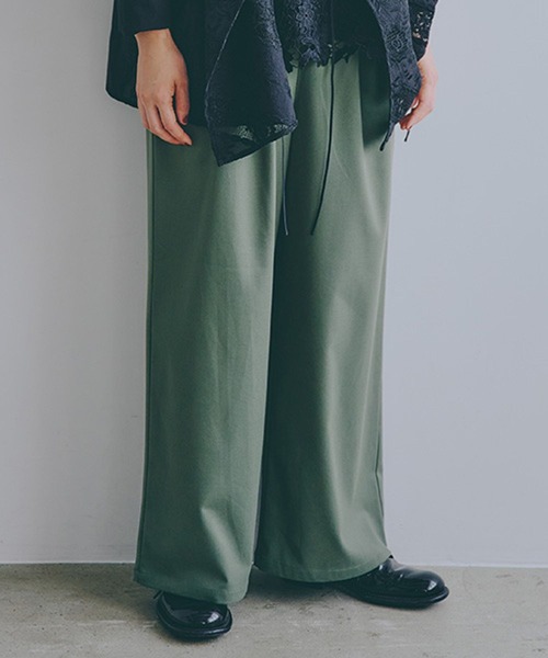 studio CLIP（スタディオクリップ）の「ストレートイージーパンツ[プチ・プラスサイズあり]（その他パンツ・レディース・ネイビー/カーキ/ベージュ/その他2/その他3/その他1/その他7・X-LARGE/SMALL/MEDIUM/LARGE/XX-LARGE/XXX-LARGE/PF）」の2枚目の写真