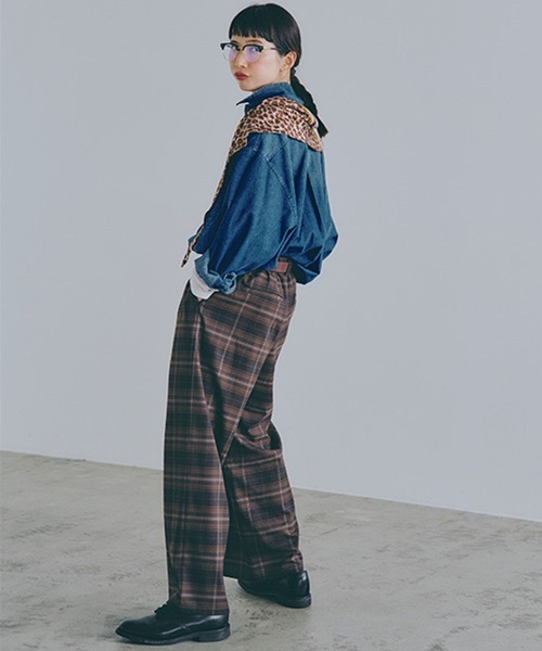 studio CLIP（スタディオクリップ）の「ストレートイージーパンツ[プチ・プラスサイズあり]（その他パンツ・レディース・ネイビー/カーキ/ベージュ/その他2/その他3/その他1/その他7・X-LARGE/SMALL/MEDIUM/LARGE/XX-LARGE/XXX-LARGE/PF）」の18枚目の写真