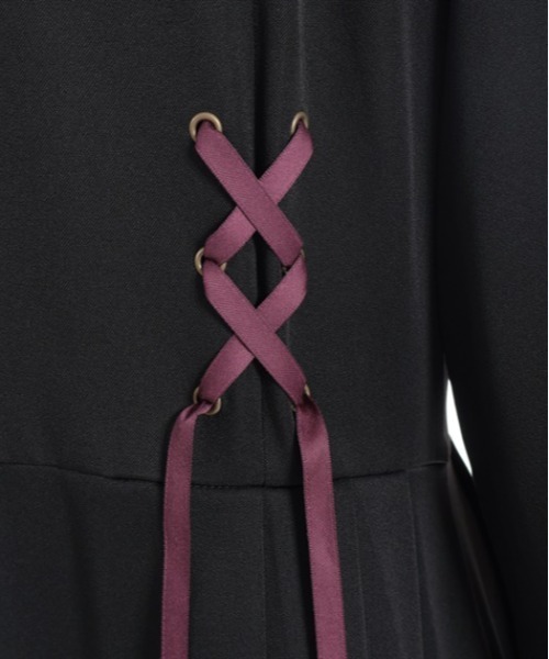 axes femme（アクシーズファム）の「Ｗレースアップトレンチコート（トレンチコート・レディース・ワイン/グレー/ブラック・FREE）」の5枚目の写真