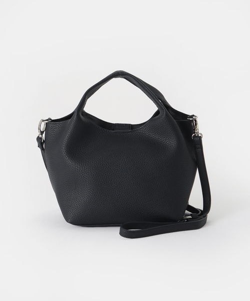 B.C STOCK（ベーセーストック）の「《追加》スクエアハンドBAG（ショルダーバッグ・レディース・ネイビー/ベージュ/アイボリー/ボルドー・FREE）」の4枚目の写真