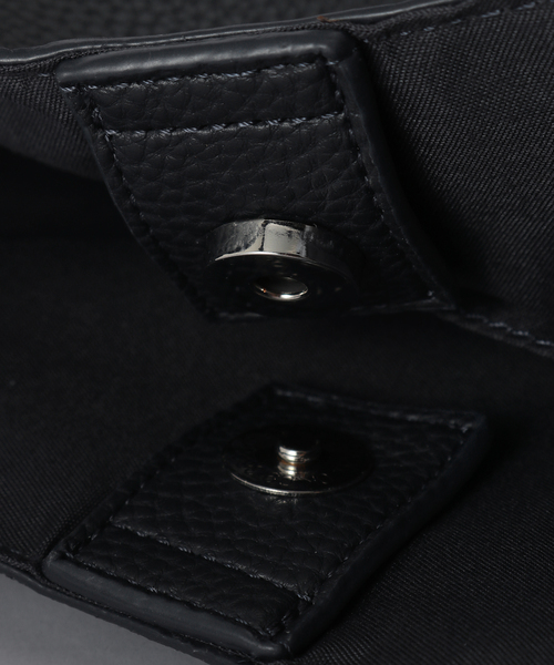 B.C STOCK（ベーセーストック）の「《追加》スクエアハンドBAG（ショルダーバッグ・レディース・ネイビー/ベージュ/アイボリー/ボルドー・FREE）」の12枚目の写真