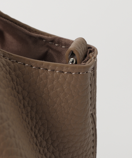 B.C STOCK（ベーセーストック）の「《追加》スクエアハンドBAG（ショルダーバッグ・レディース・ネイビー/ベージュ/アイボリー/ボルドー・FREE）」の17枚目の写真