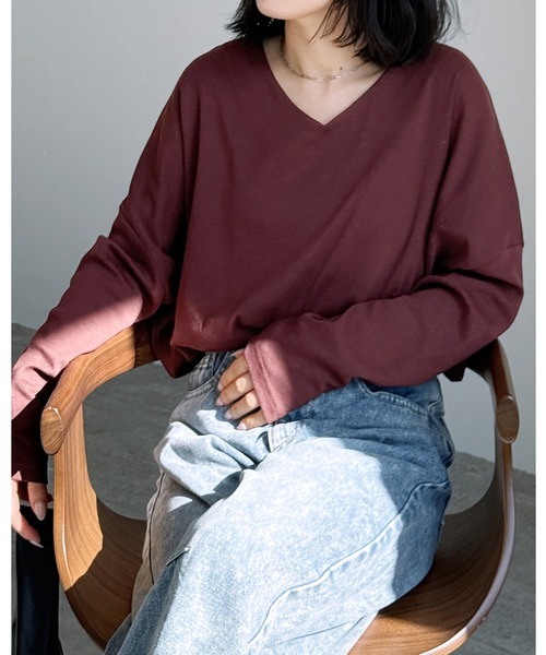 reca（レカ）の「ドルマンスリーブＶネックＴシャツ（Tシャツ/カットソー・レディース・ブラック/オフホワイト/バーガンディー/チャコール・M/L）」の4枚目の写真