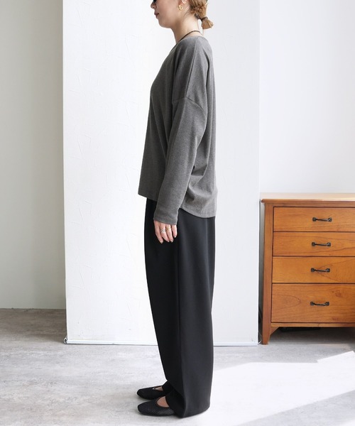 reca（レカ）の「ドルマンスリーブＶネックＴシャツ（Tシャツ/カットソー・レディース・ブラック/オフホワイト/バーガンディー/チャコール・M/L）」の6枚目の写真