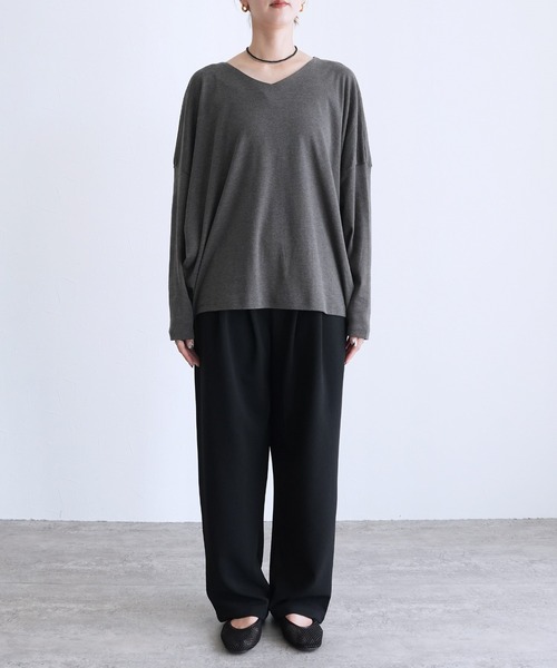 reca（レカ）の「ドルマンスリーブＶネックＴシャツ（Tシャツ/カットソー・レディース・ブラック/オフホワイト/バーガンディー/チャコール・M/L）」の20枚目の写真