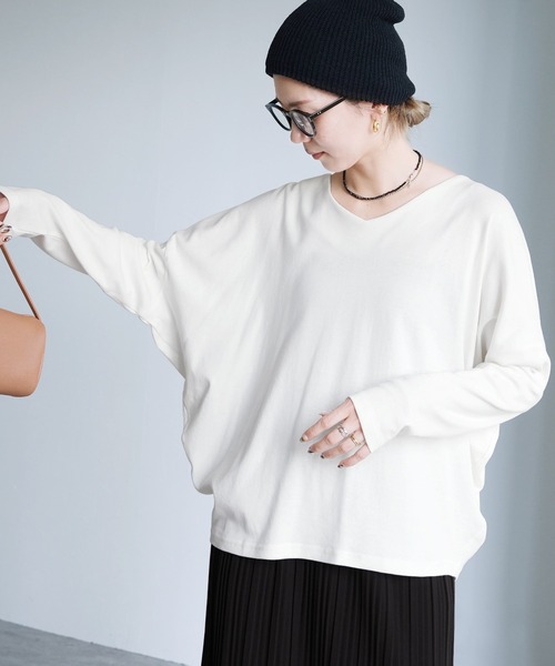 reca(レカ)の「ドルマンスリーブVネックTシャツ(Tシャツ/カットソー・レディース・ブラック/オフホワイト/バーガンディー/チャコール・M/L)」の20枚目の写真