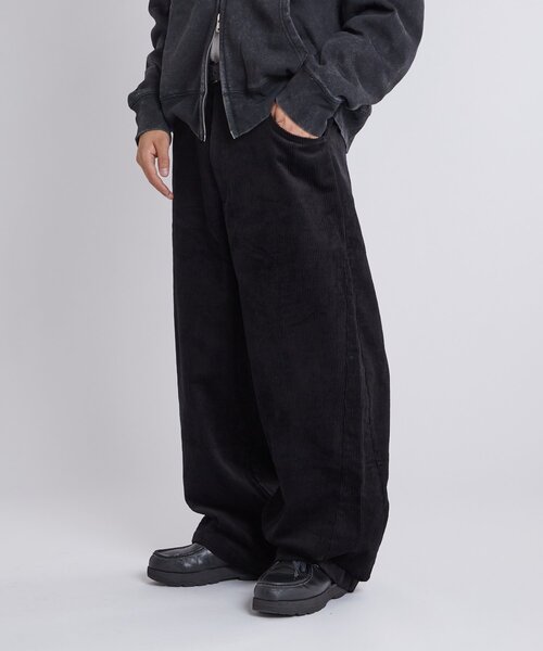 WHO'S WHO gallery(フーズフーギャラリー)の「KOOKYN コーデュロイカーブパンツ(その他パンツ・メンズ・ブラック/ブラウン/ネイビー・FREE)」の5枚目の写真