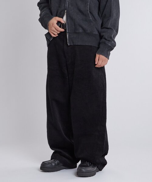 WHO'S WHO gallery(フーズフーギャラリー)の「KOOKYN コーデュロイカーブパンツ(その他パンツ・メンズ・ブラック/ブラウン/ネイビー・FREE)」の6枚目の写真
