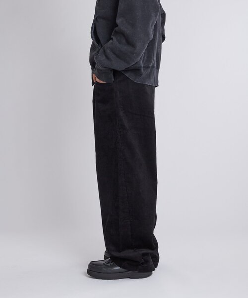 WHO'S WHO gallery(フーズフーギャラリー)の「KOOKYN コーデュロイカーブパンツ(その他パンツ・メンズ・ブラック/ブラウン/ネイビー・FREE)」の8枚目の写真