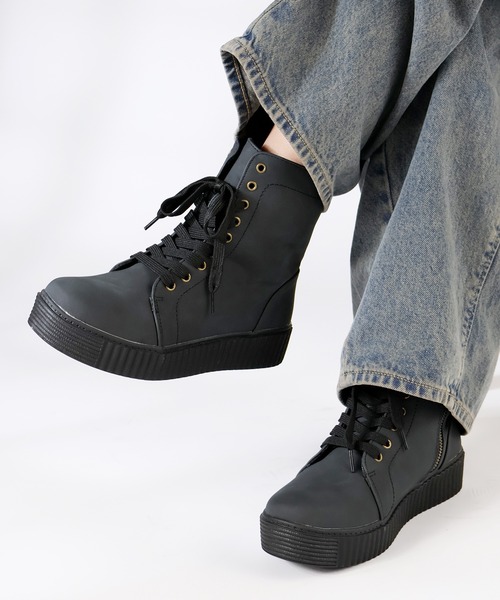 Dedes（デデス）の「軽量厚底 レースアップブーツ ユニセックス（ブーツ・レディース・ブラック系1/グレー系1/アイボリー系1/ブラウン系1・37/38/39/40/41/42/43/44/36）」の2枚目の写真