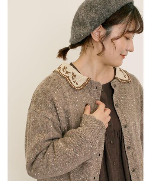 Samansa Mos2(サマンサ モスモス)の「【マカベアリス×Samansa Mos2】刺繍カーディガン(カーディガン/ボレロ・レディース・ベージュ/チャコールグレー/モカ・F)」の10枚目の写真